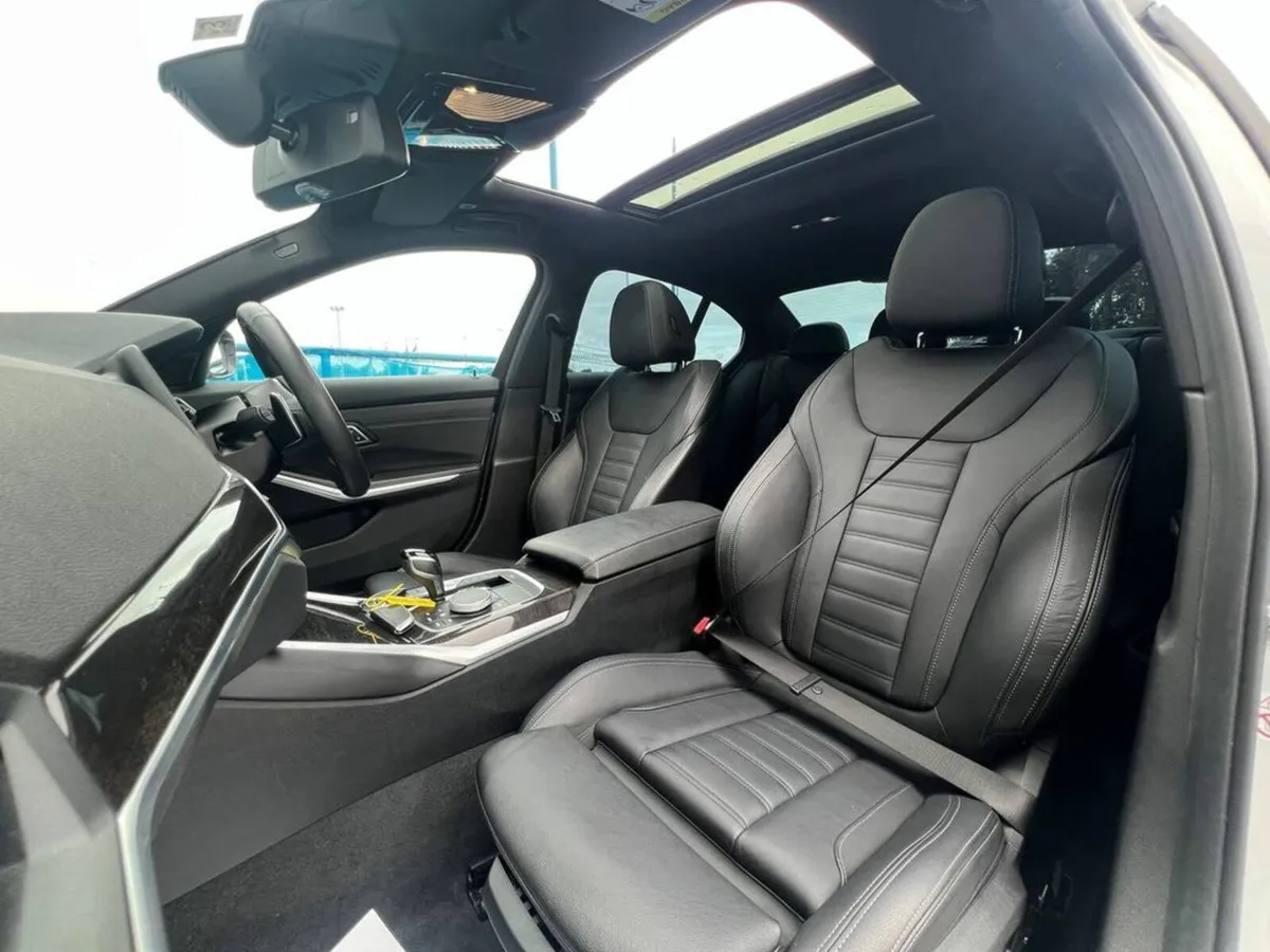 BMW 3-Series 330e M-SPORT 2.0 HYBRID // LOW MILEAG - Image 2