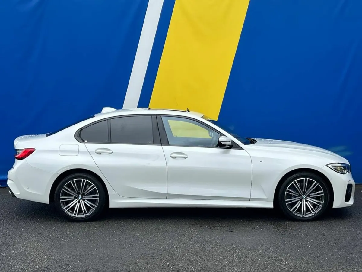 BMW 3-Series 330e M-SPORT 2.0 HYBRID // LOW MILEAG - Image 4