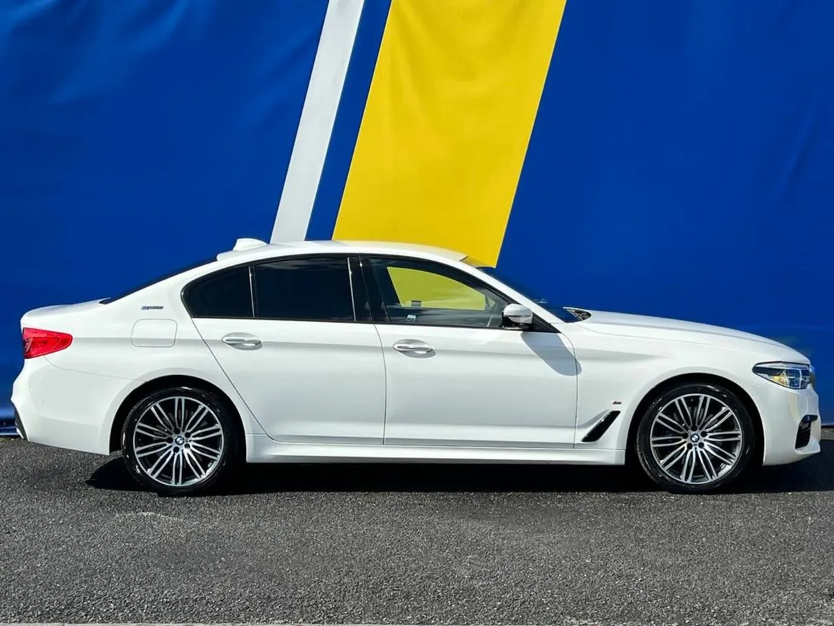 BMW 5-Series 530e M-SPORT 2.0 HYBRID // LEATHER VE - Image 2