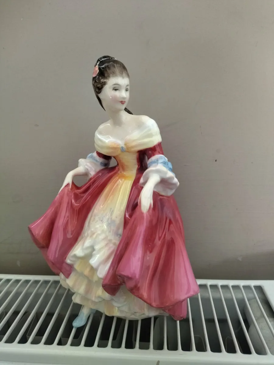 Miniature figurine Royal Doulton - Image 1