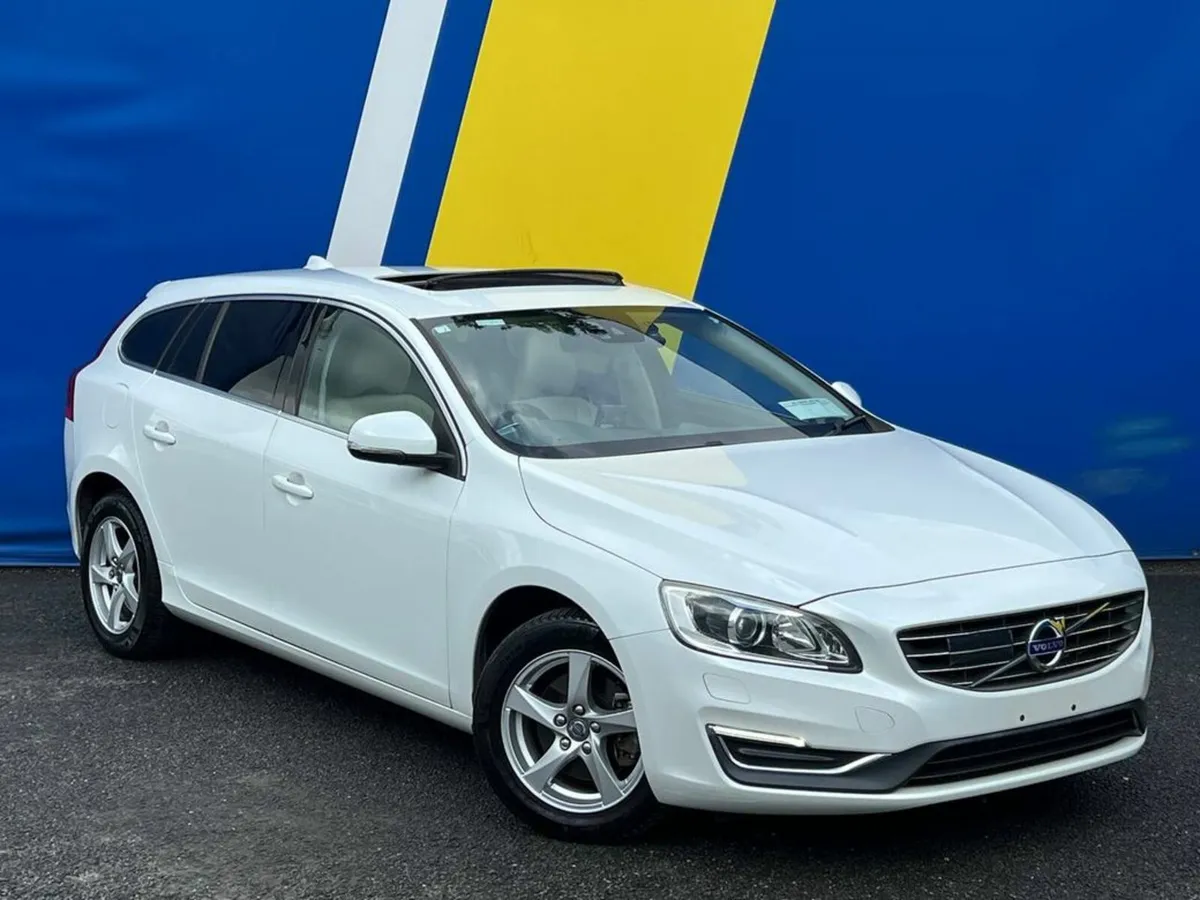 Volvo V60 D4 CLASSIC 2.0 D AUTO // OPENING SUNROOF - Image 1