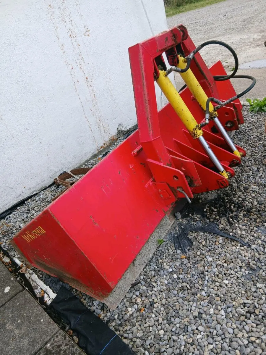 Power box - Image 2