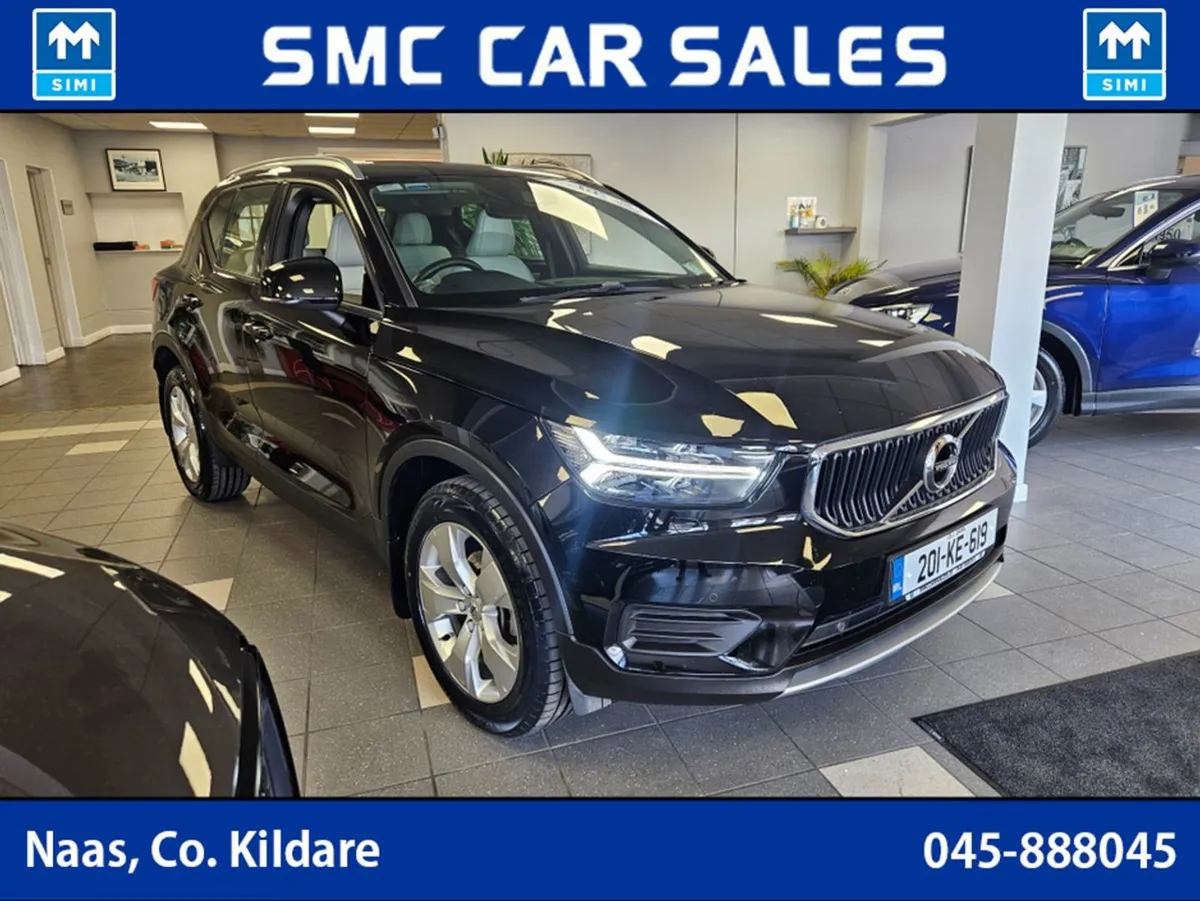 Volvo XC40 D3 Momentum Auto 150 BHP - Image 2