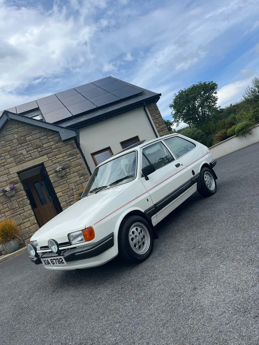 Ford Fiesta ghia - Image 2