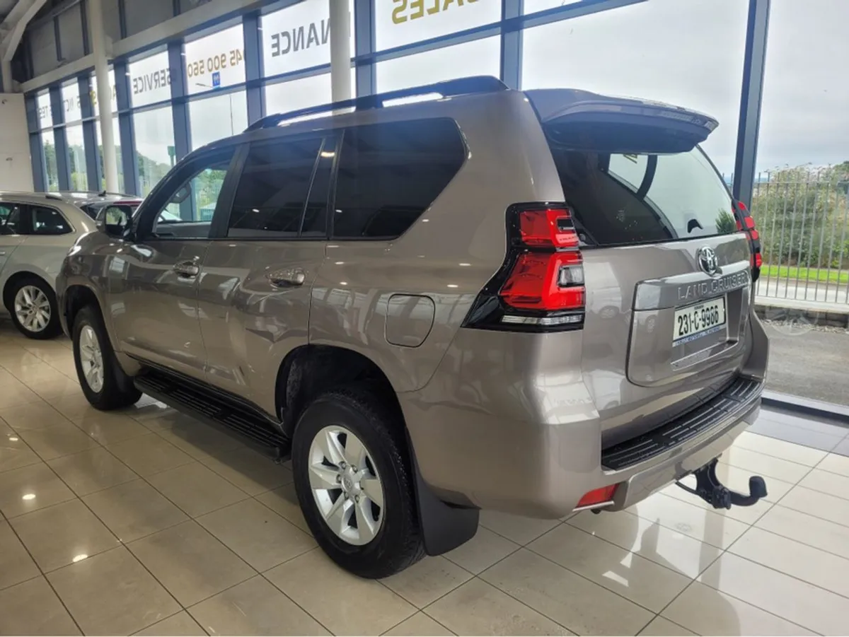 Toyota Landcruiser LWB 2 Seat Comm - Image 4