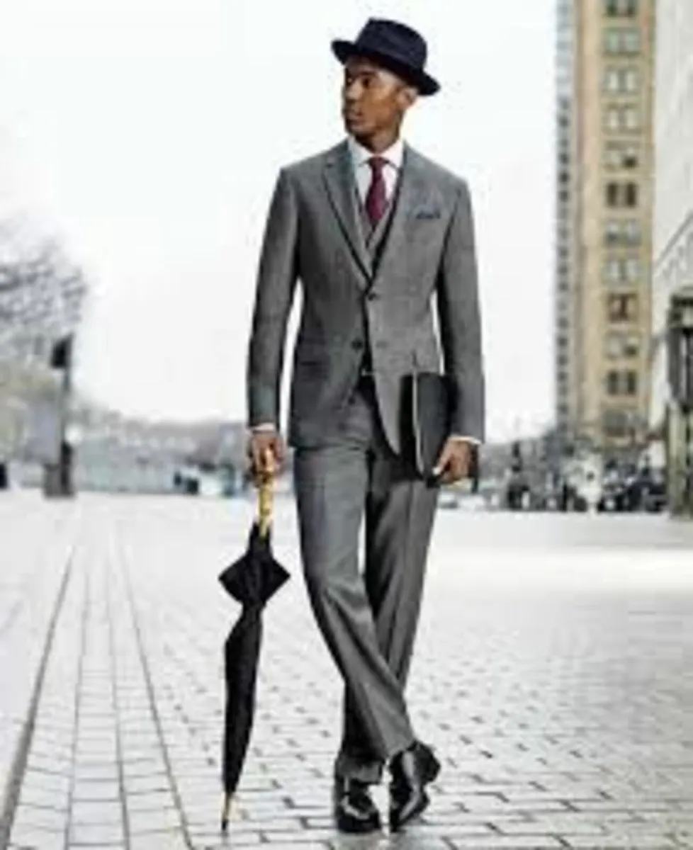44R Mens 3pc VIP Suit - Jacket Waistcoat Trousers. - Image 2