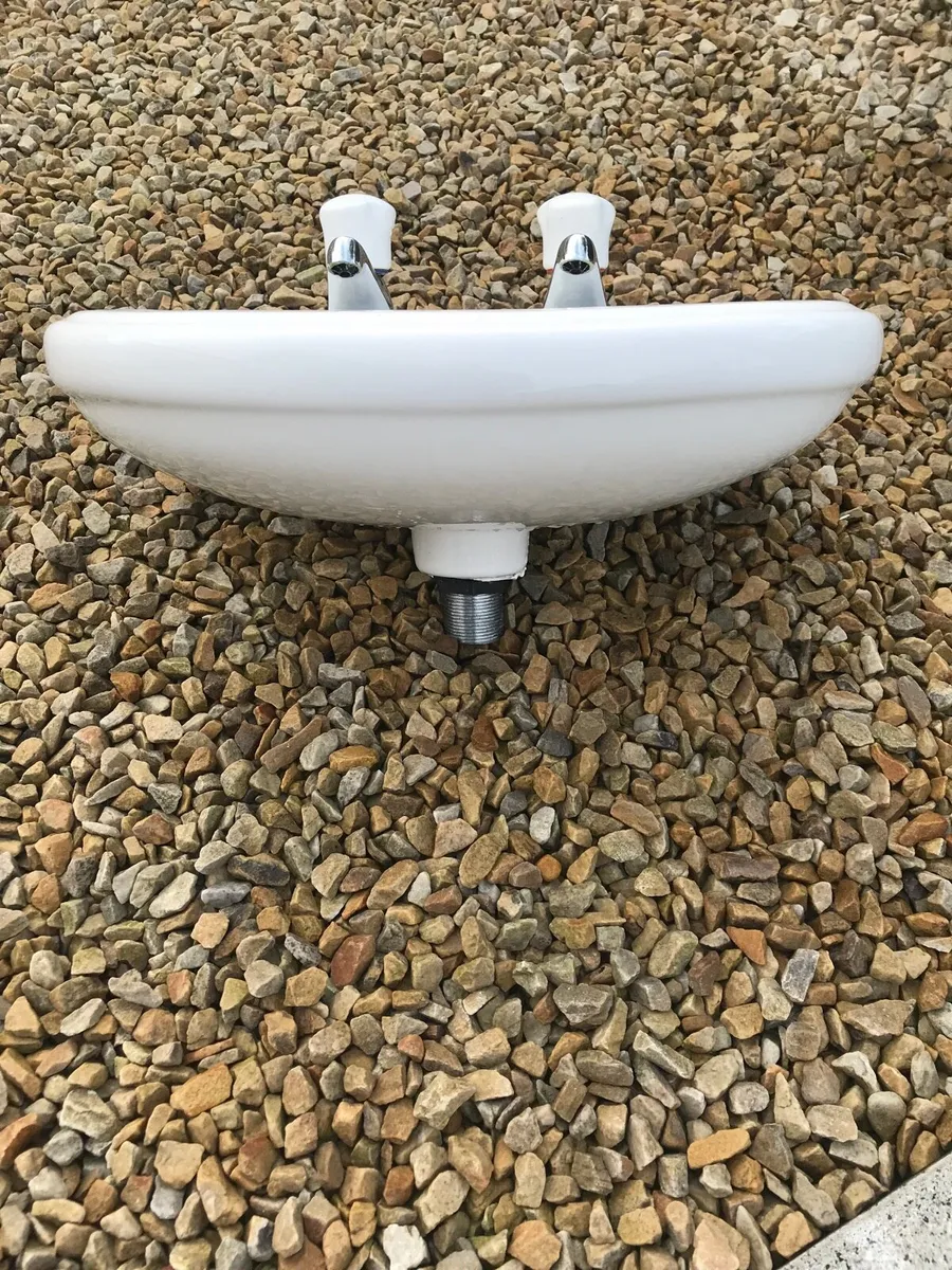 Small Wash hand basin / sink - Image 2