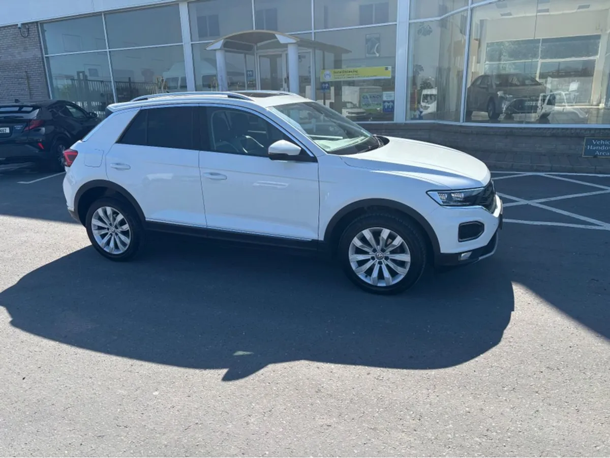 Volkswagen T-Roc Sport 1.0 TSI Manual 6speed FWD - Image 2