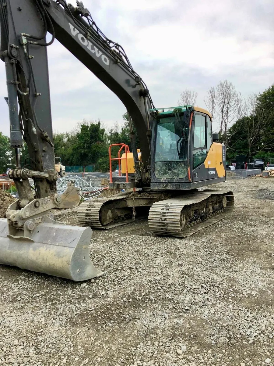 Volvo EC140 EL - Image 1