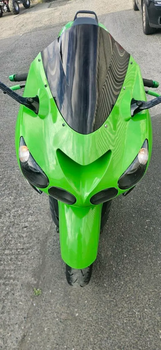 2010 Kawasaki zzr 1400 - Image 4
