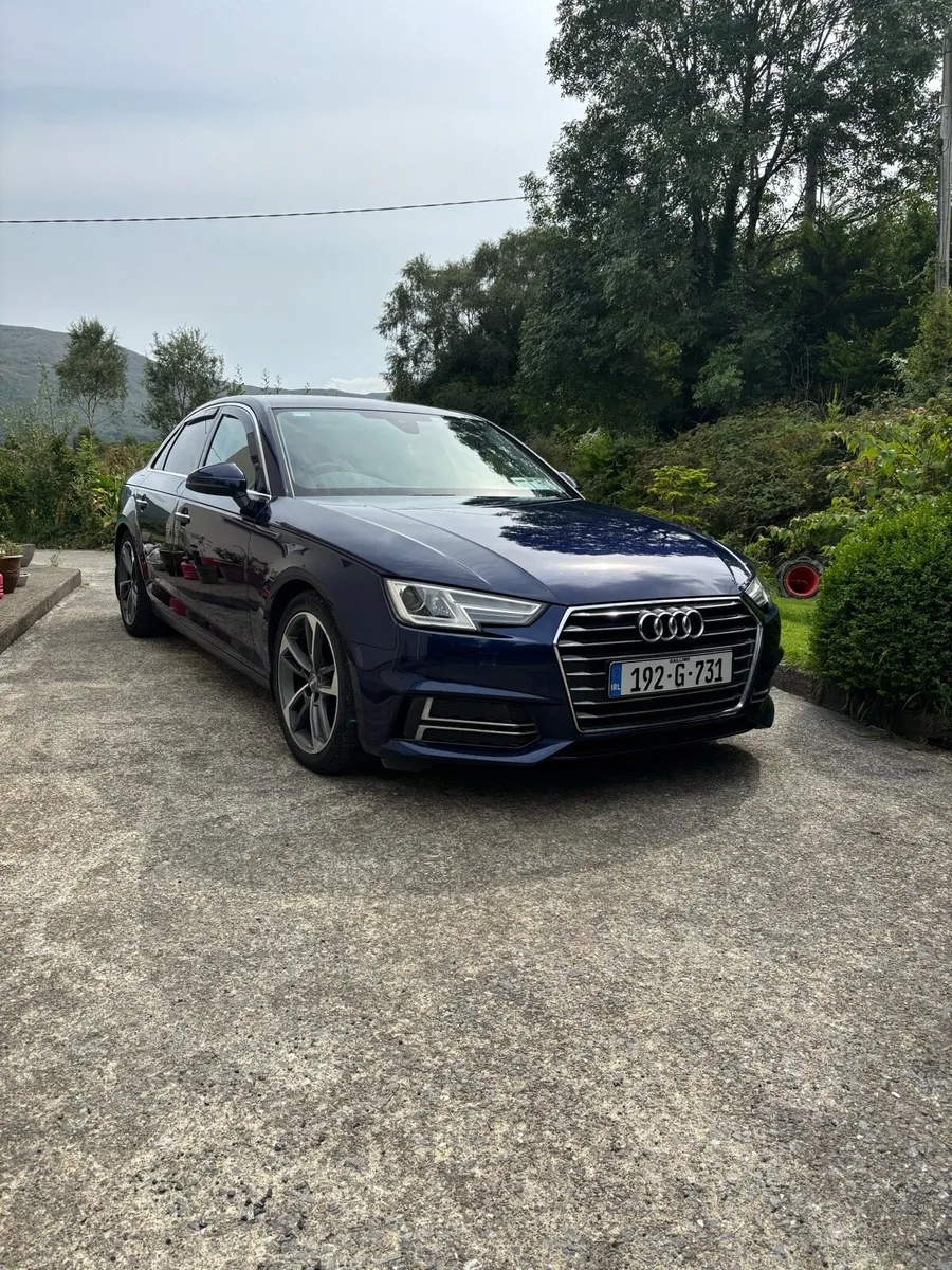 Audi A4 - Image 1
