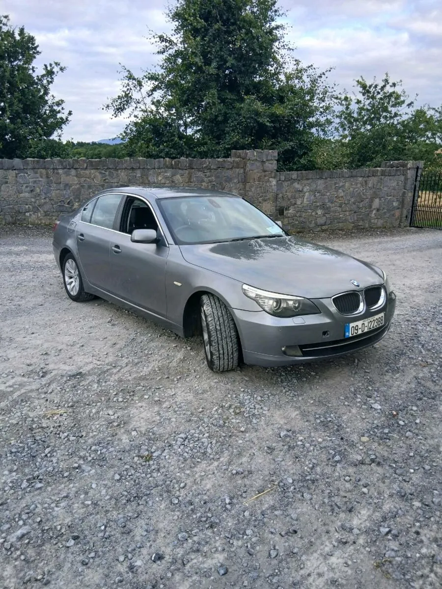 09 BMW 520D se - Image 1