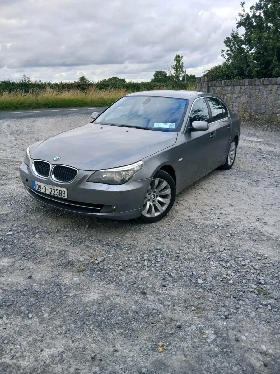 09 BMW 520D se - Image 3