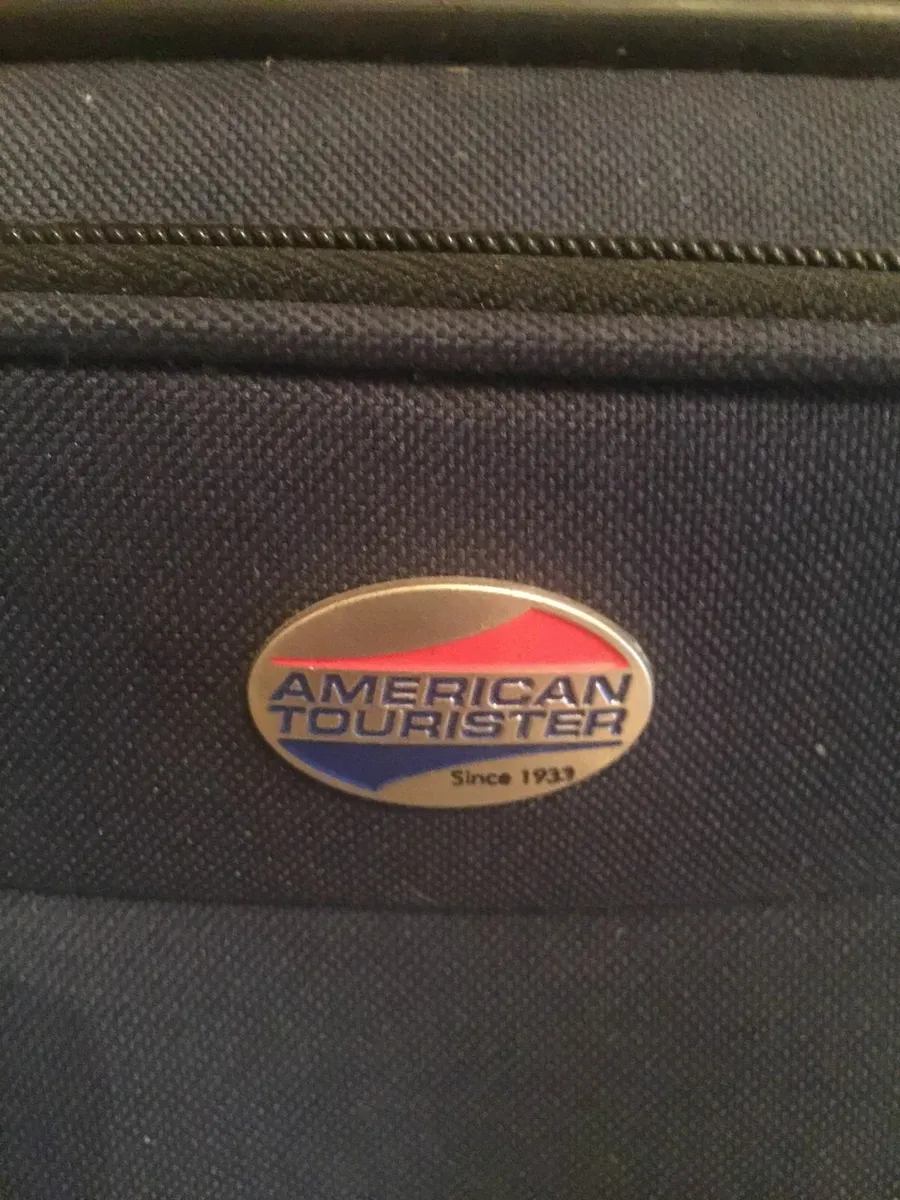 American Tourister suitcase - Image 3