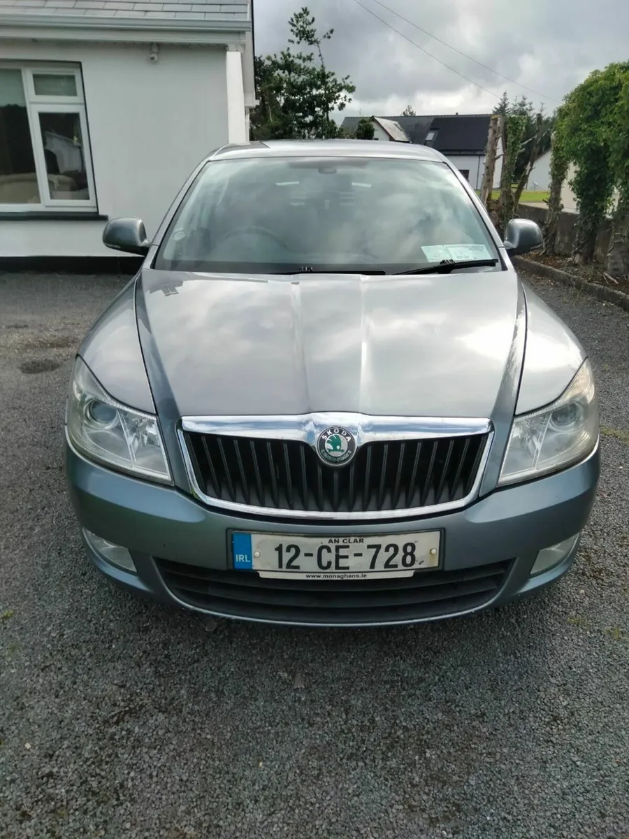 Skoda Octavia 2012 - Image 2