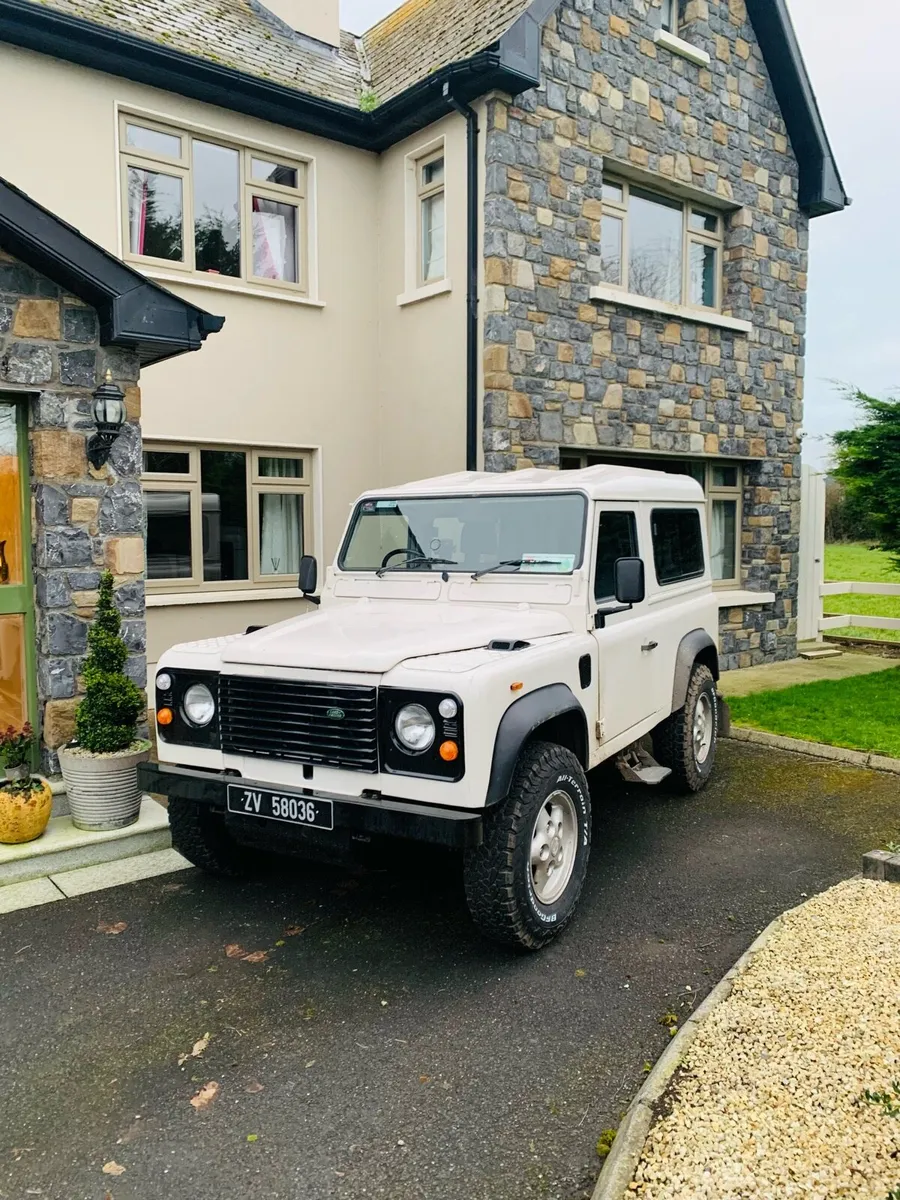 Vintage defender 90 - Image 1