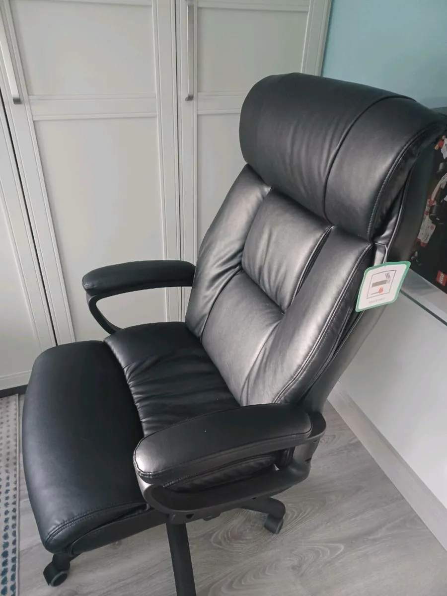 Office chair - Image 2