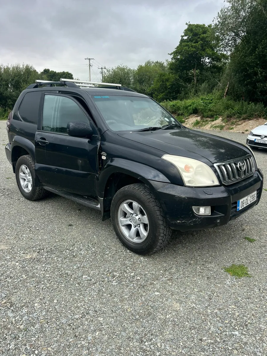 2006 Toyota land cruiser automatic tax&doe - Image 1