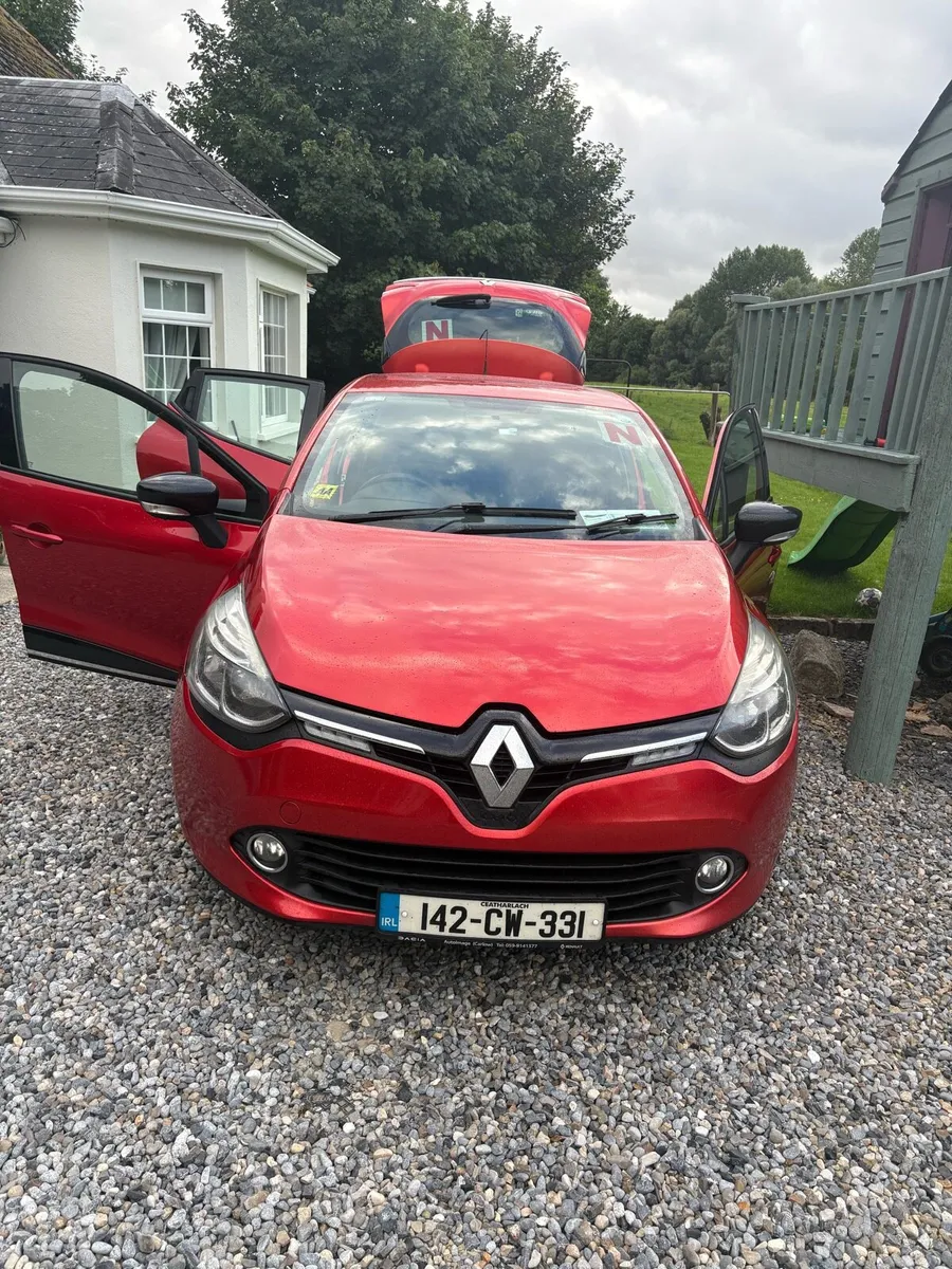 Renault Clio - Image 1