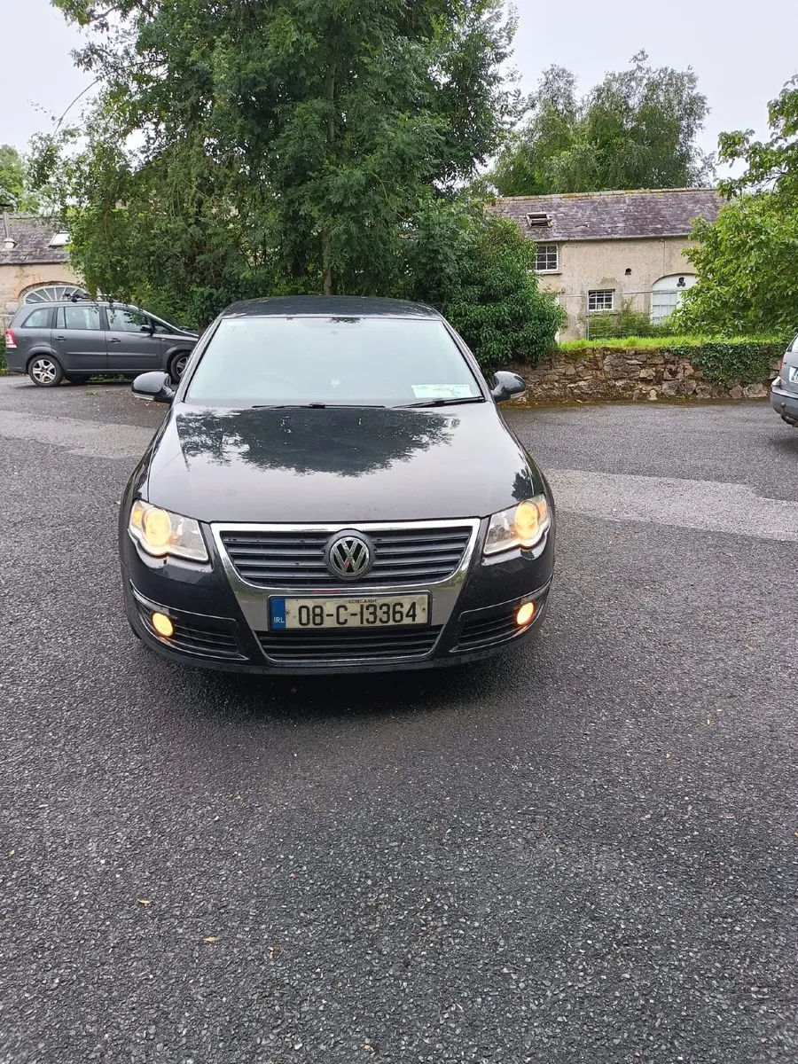 Volkswagen Passat 2008 - Image 2