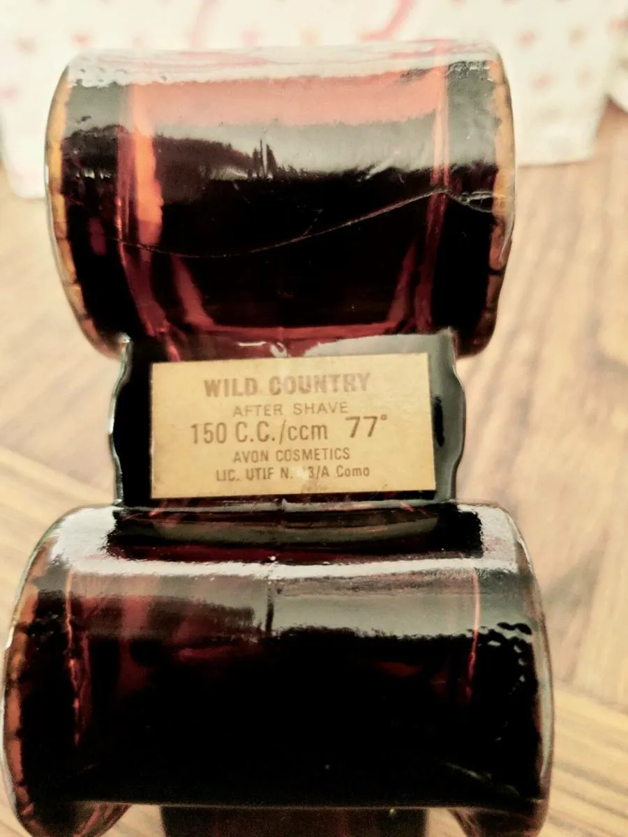 VINTAGE AFTERSHAVE GLASS , 1970'S Avon Bottles ! - Image 3