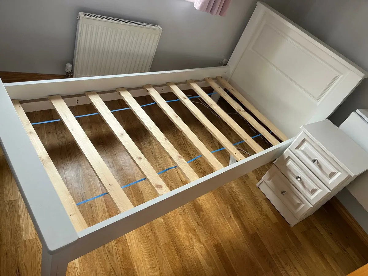 White wooden single bed, matching locker and desk - Image 1