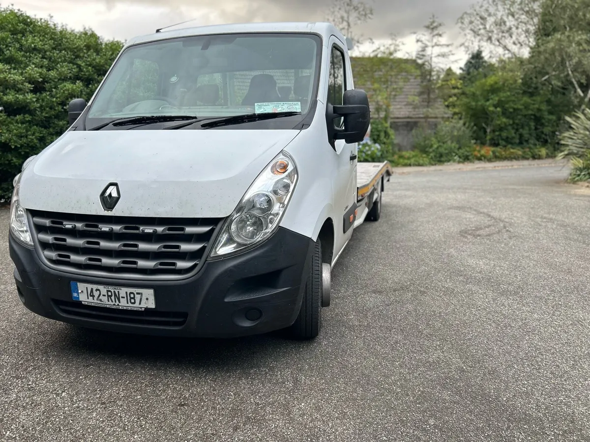 2014 Renault master Recovery truck 3.5 t - Image 1