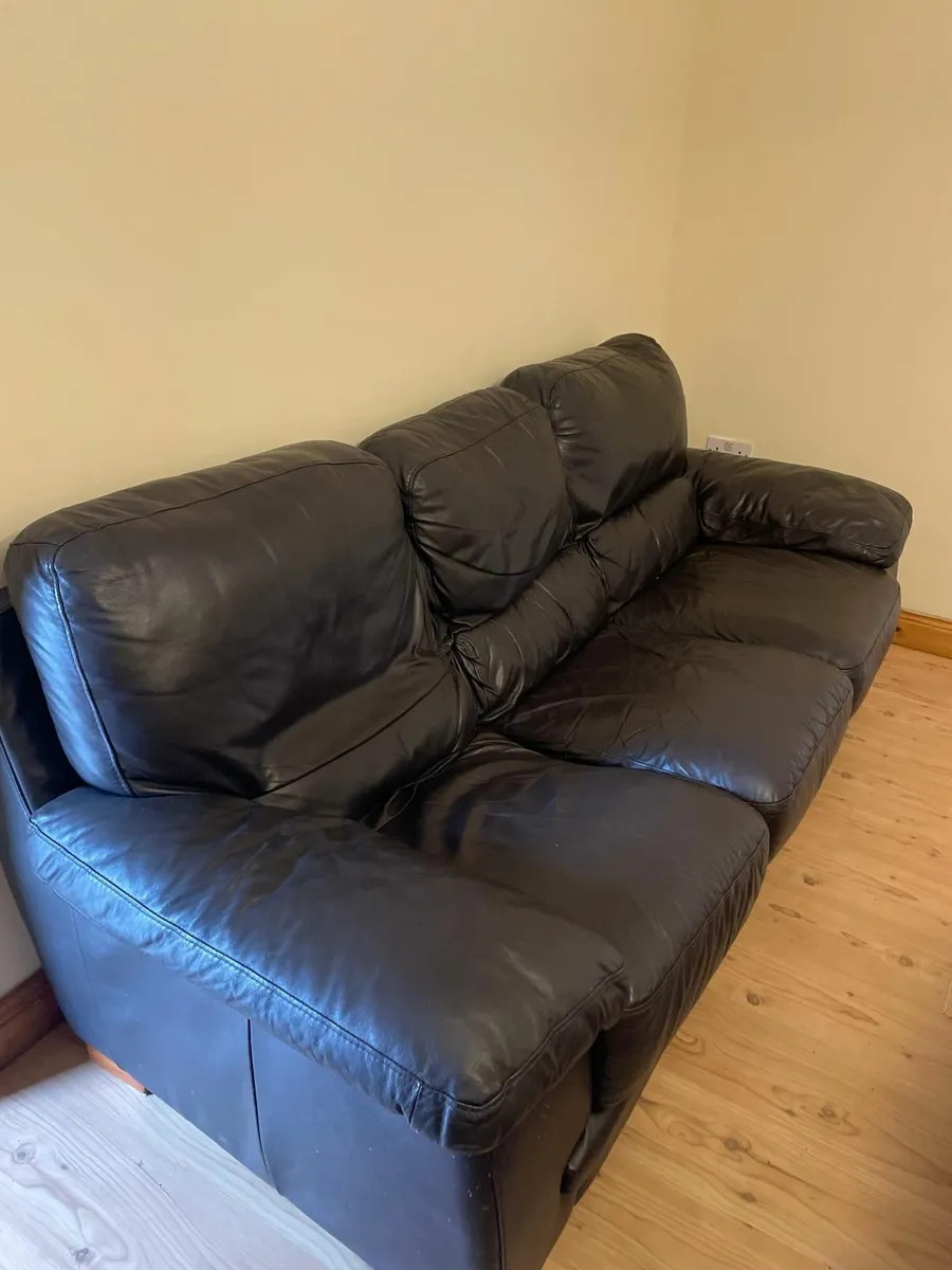 3 seater sofas - Image 2
