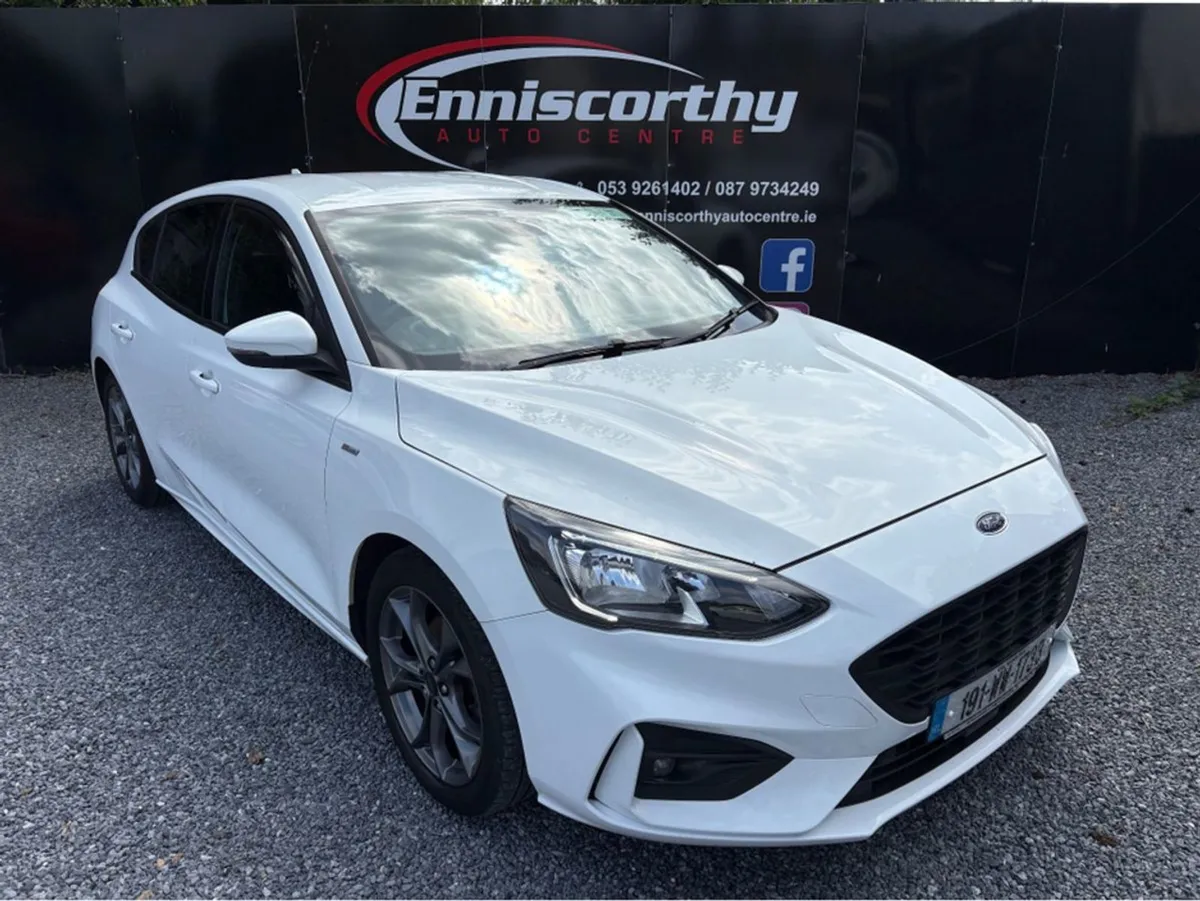 Ford Focus St-line 1.5 Tdci 125PS 6speed 5dr// Im - Image 1
