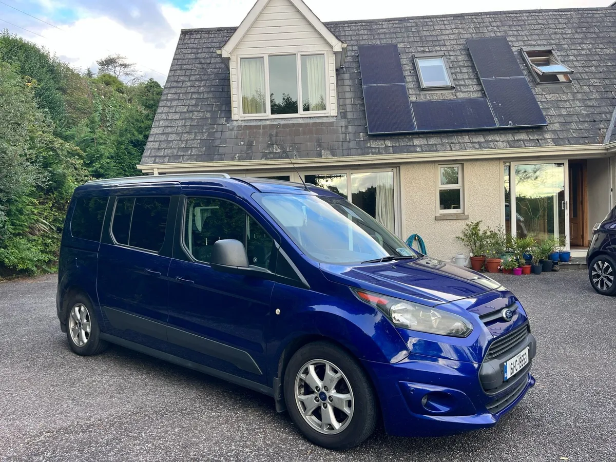*LOW MILEAGE 7 SEATER* Ford Grand Tourneo Connect - Image 2