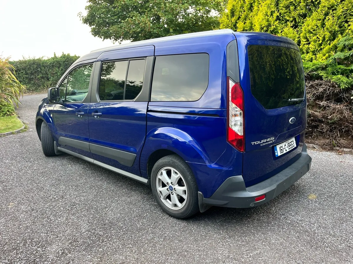 *LOW MILEAGE 7 SEATER* Ford Grand Tourneo Connect - Image 4