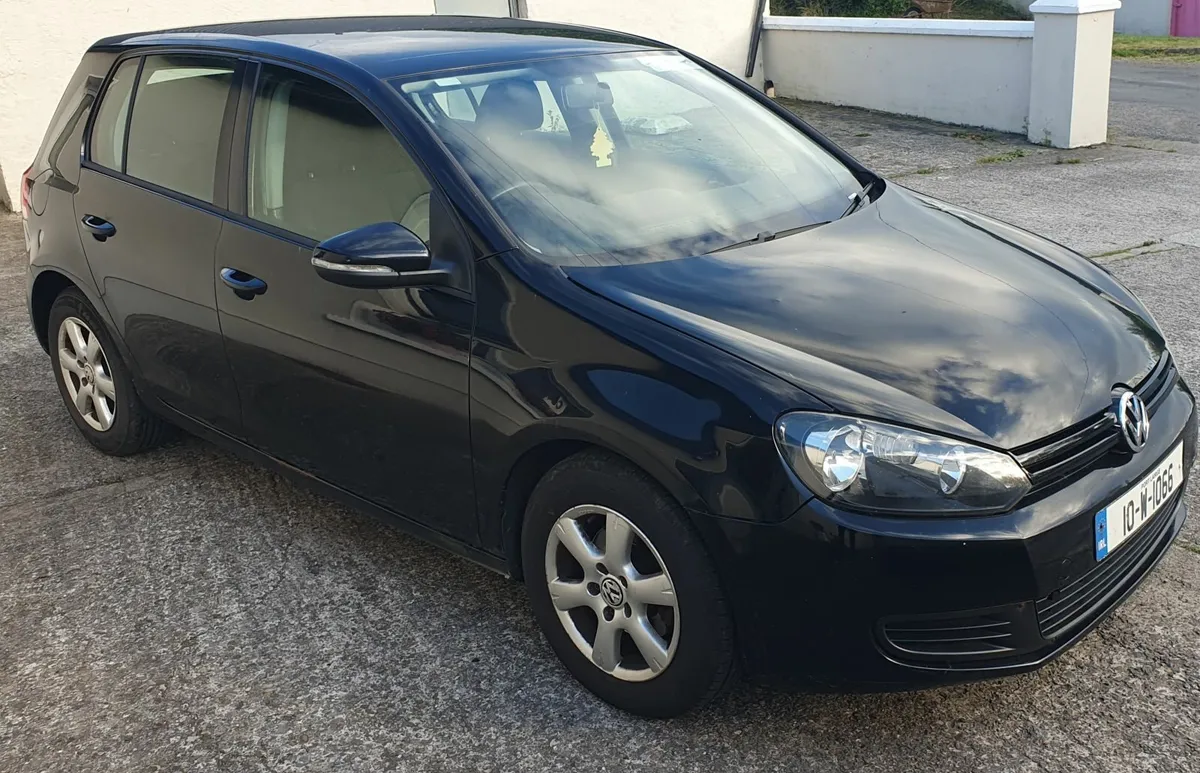 Volkswagen Golf 2010 - Image 3