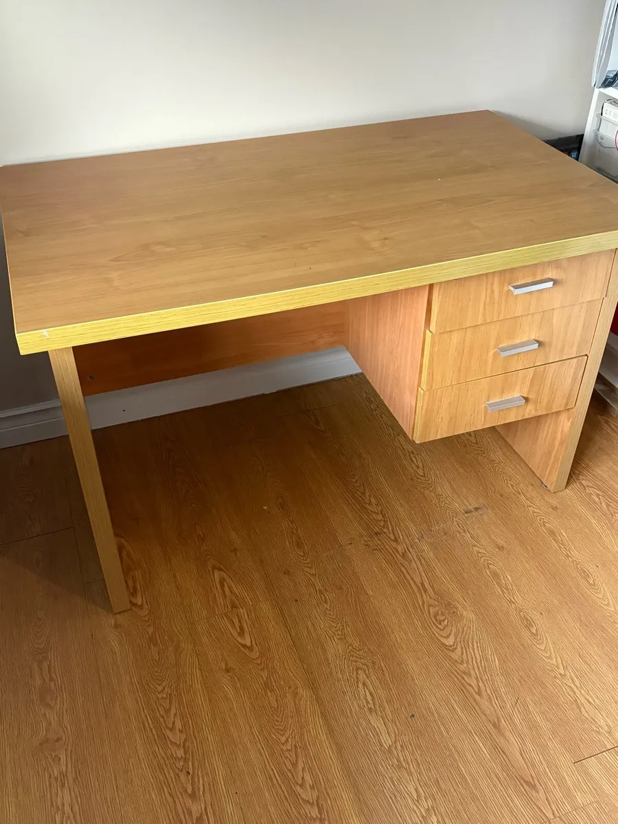 Desk - Image 2