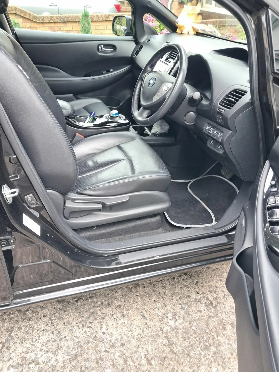 Nissan Leaf Tekna 2015 24kw Leopardstown. - Image 2