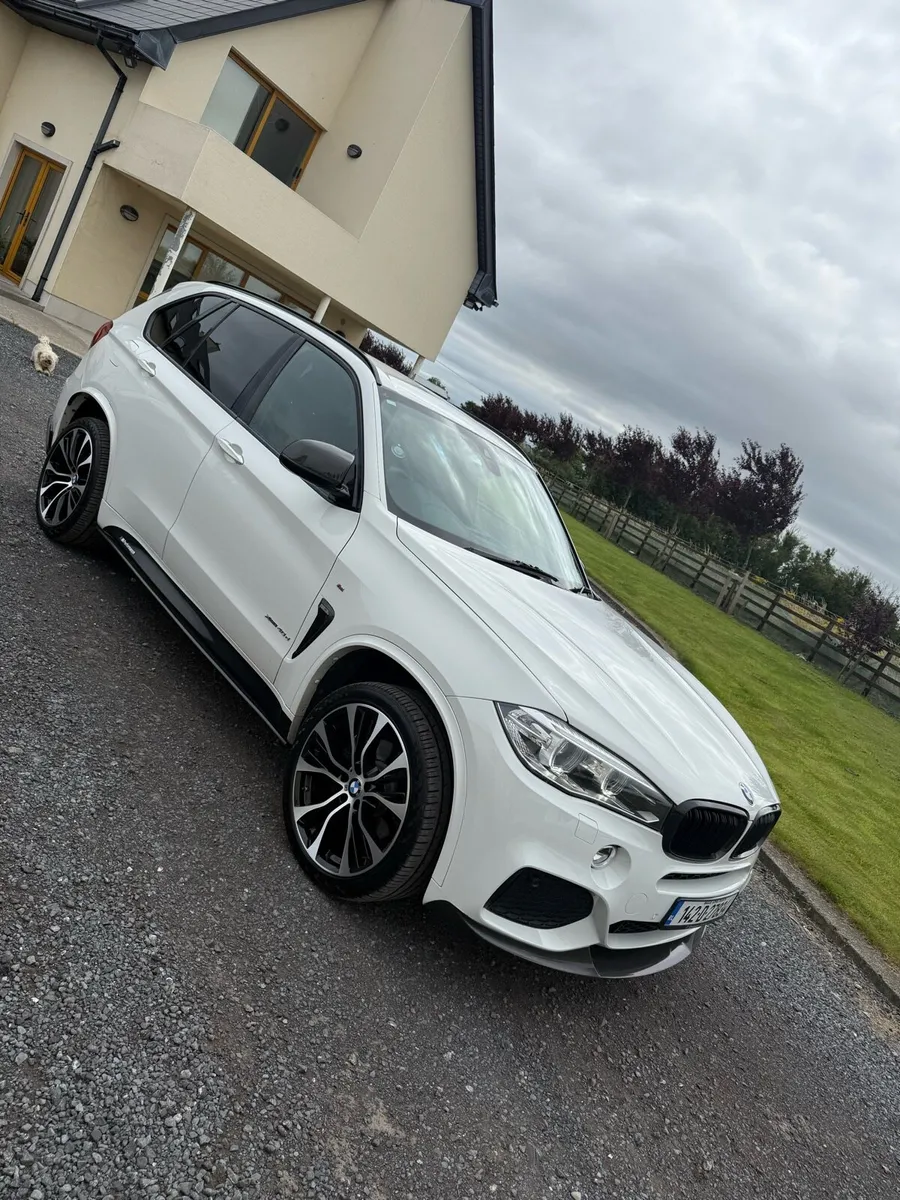 BMW X5 - Image 2