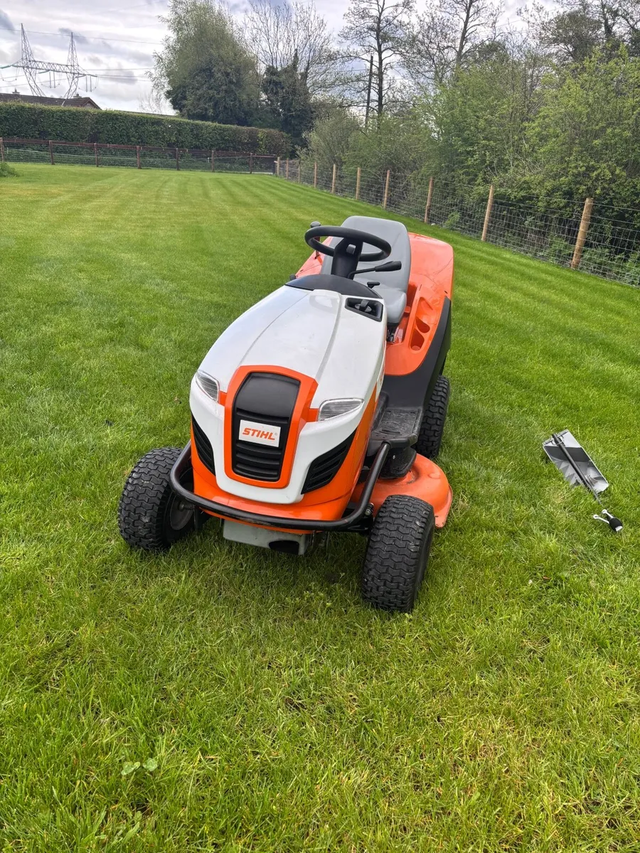 STIHL mt 5112 ride on Lawnmower - Image 4
