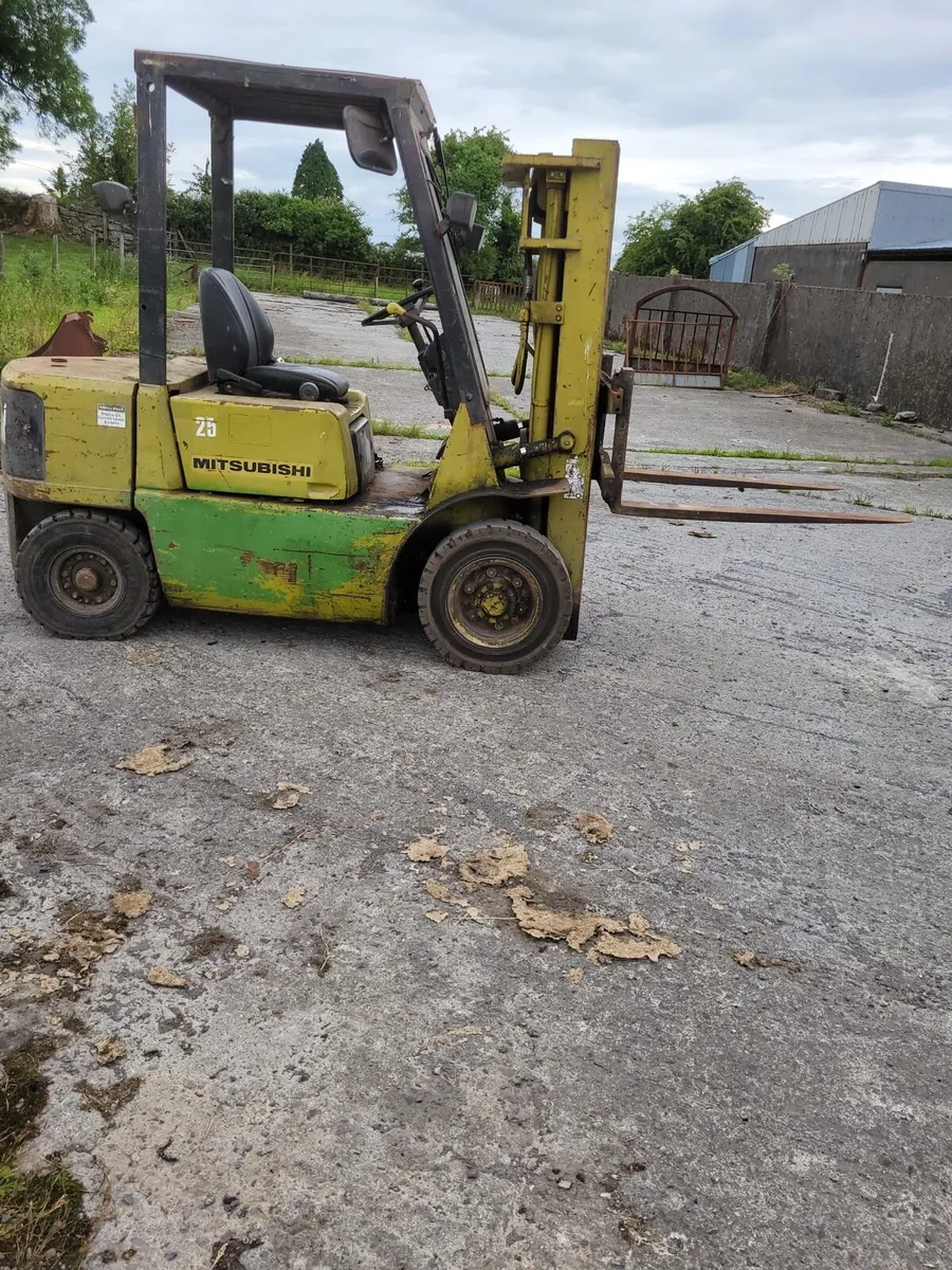 Mitsubishi 2.5T Diesel Forklift - Image 4