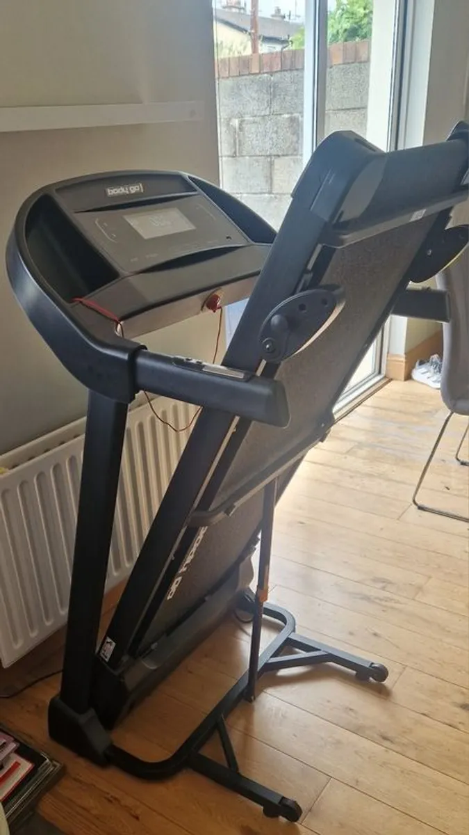 Treadmill - Image 1