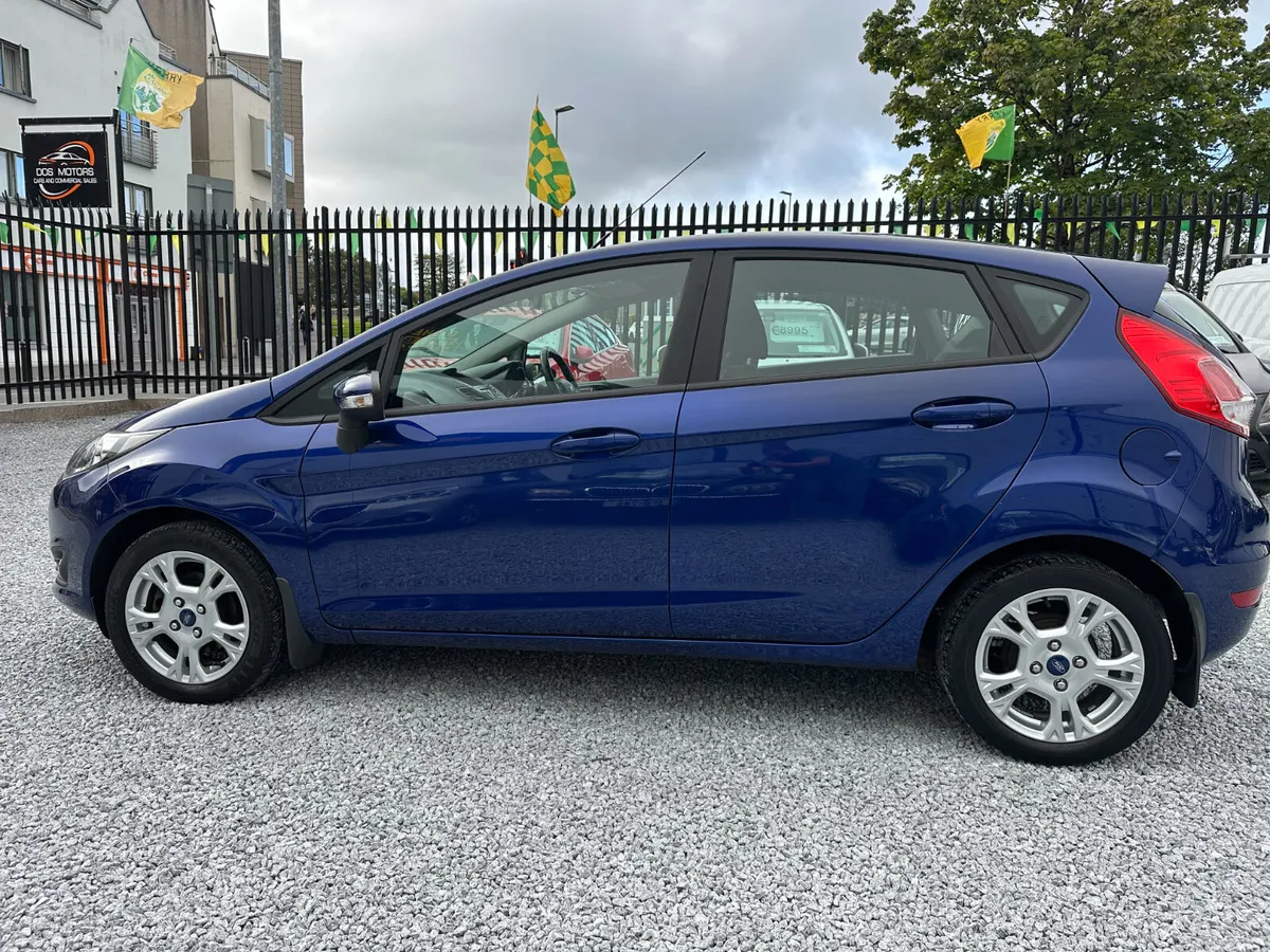 2016 (161) Ford Fiesta 1.25 Zetec 60PS TINY KM - Image 4