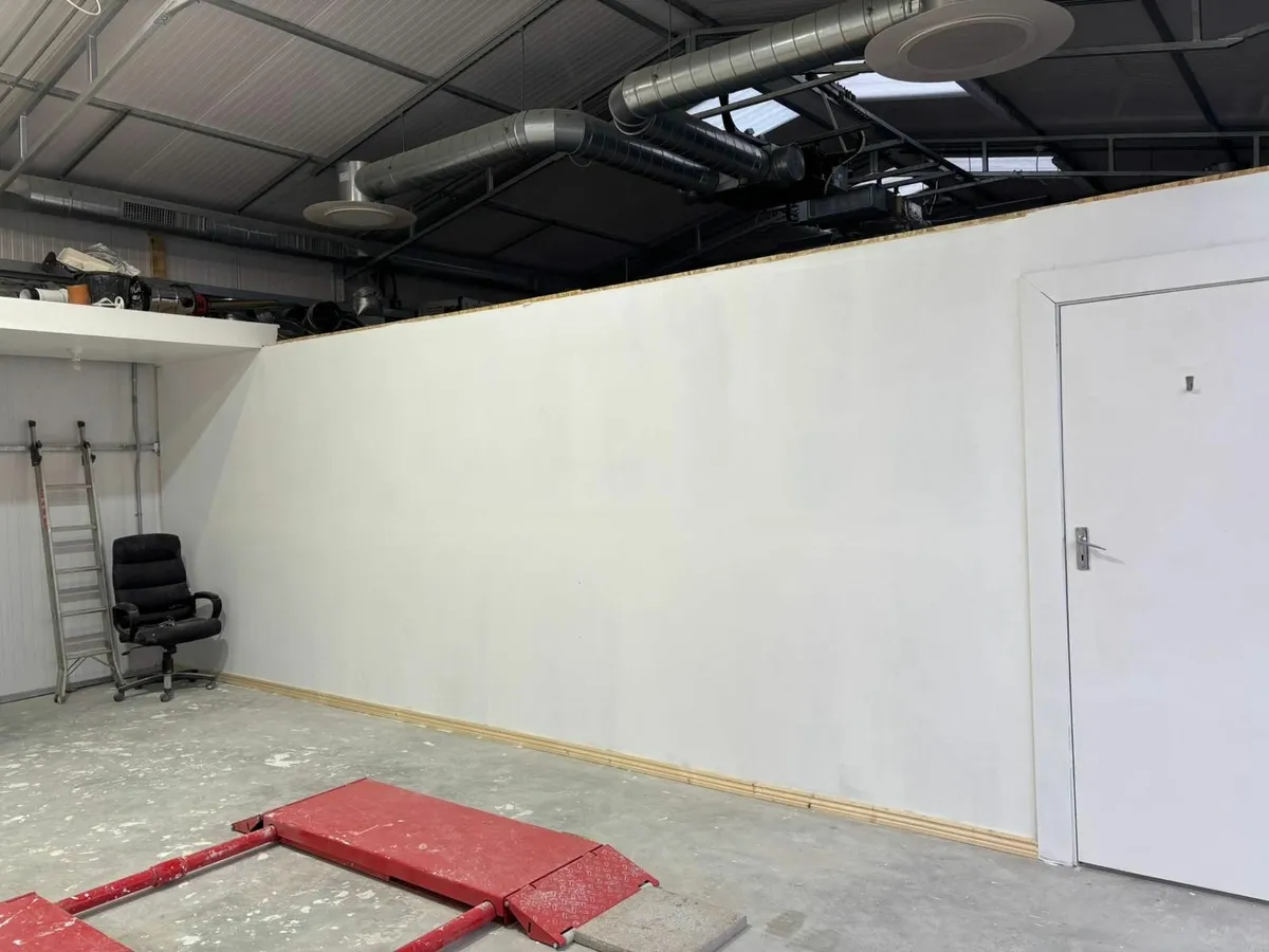 On Floor Car Lift - Image 3