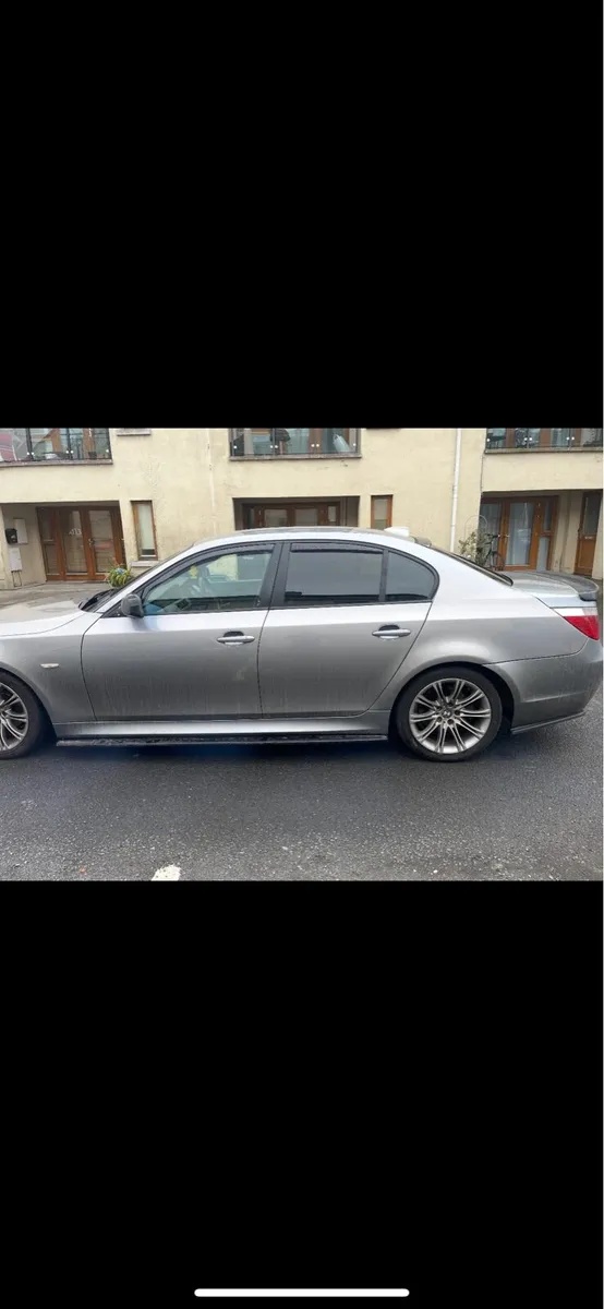 BMW 520d - Image 2
