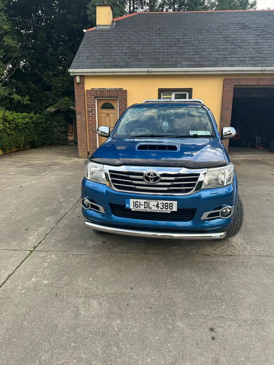Toyota Hilux - Image 4