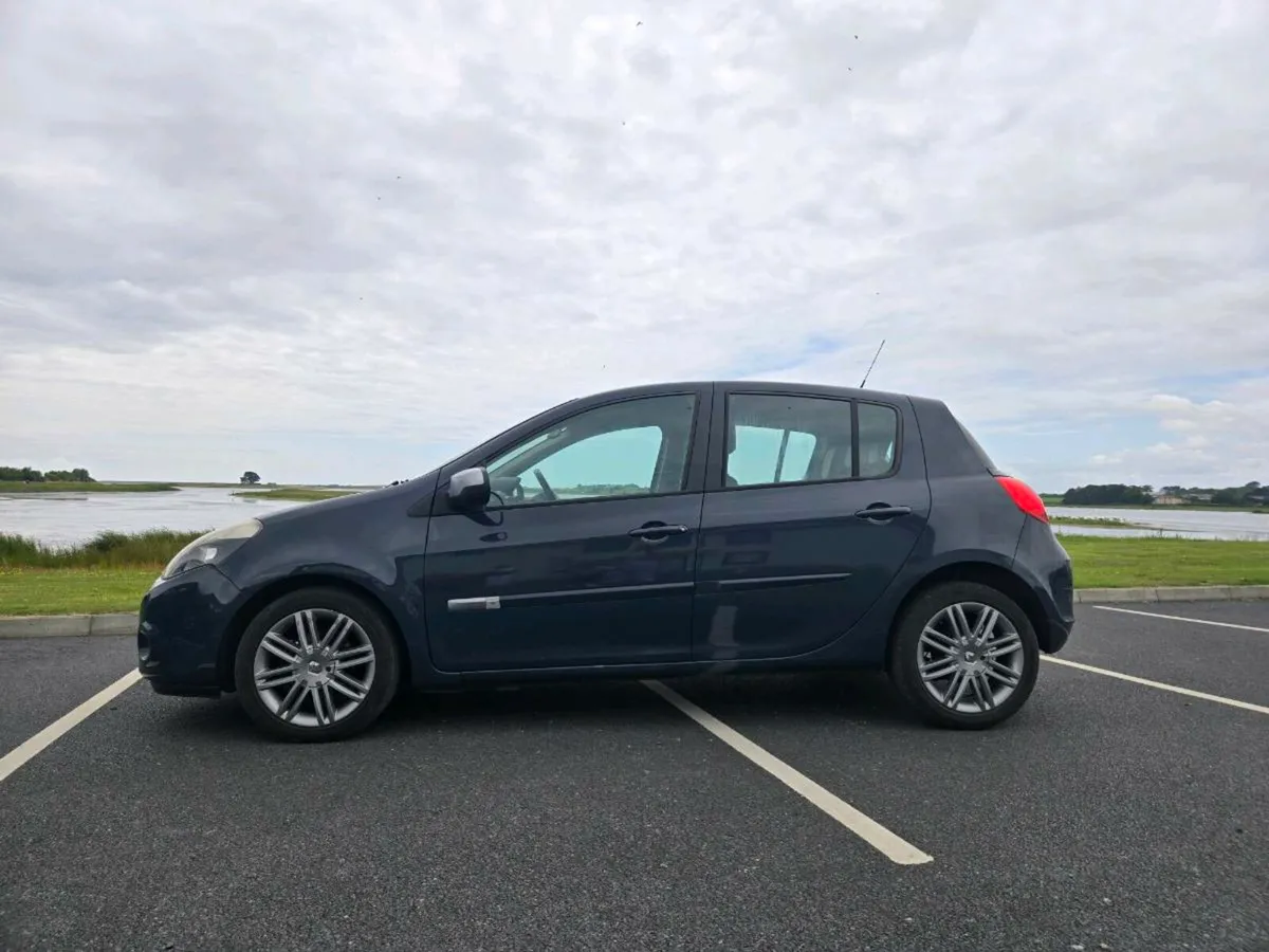 Renault Clio Dynamique  - Image 2