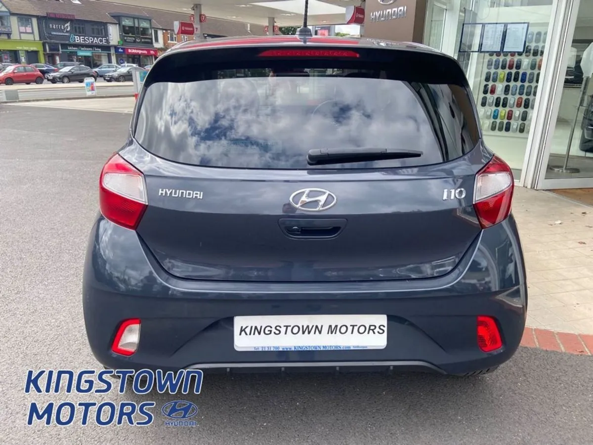 Hyundai i10 Deluxe Plus 5DR - Image 4