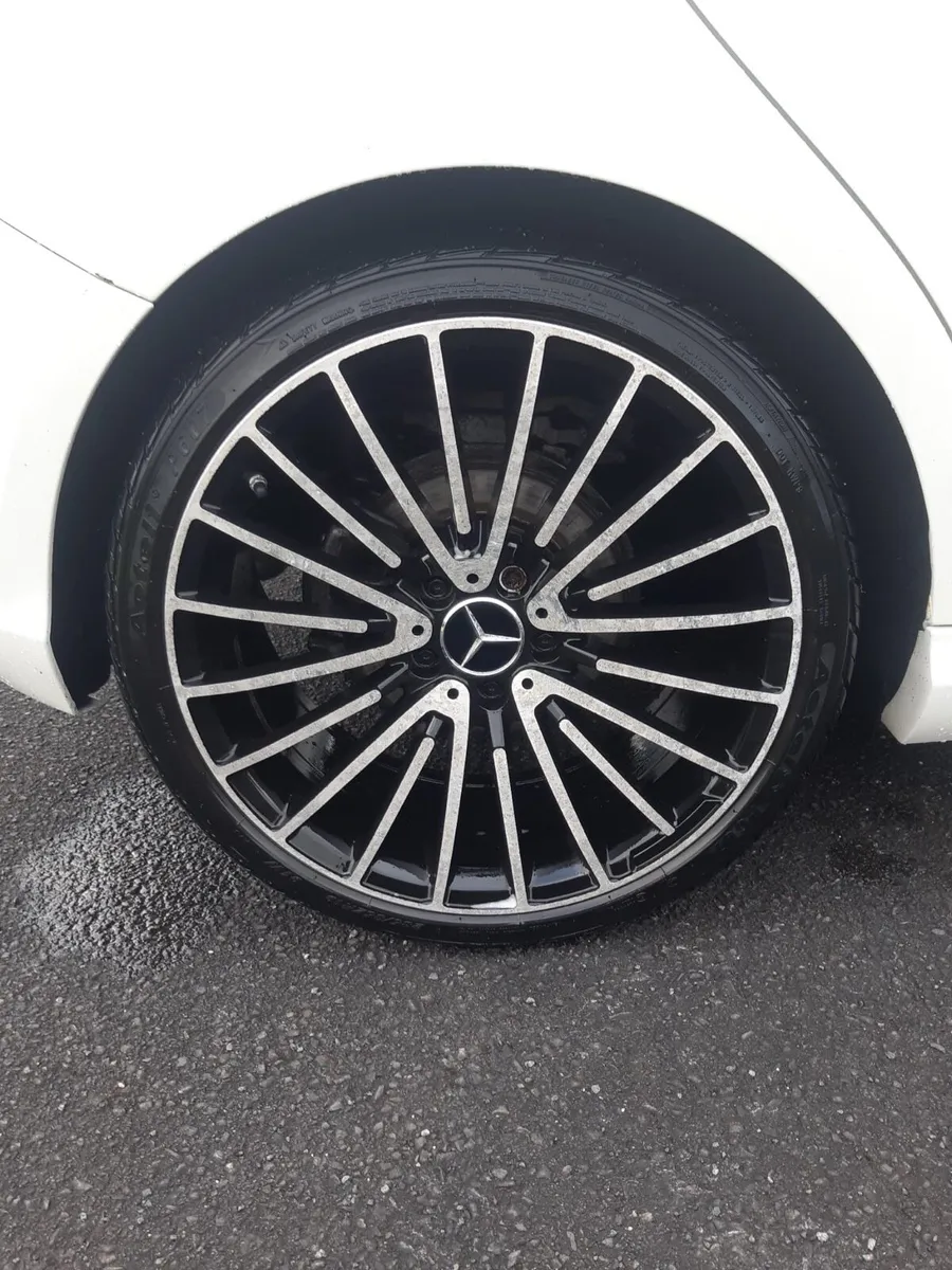 172 Mercedes Benz A180d - Image 4