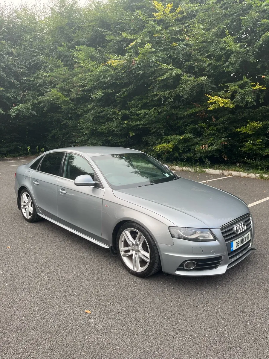 Audi A4 B8 S-line - Image 1