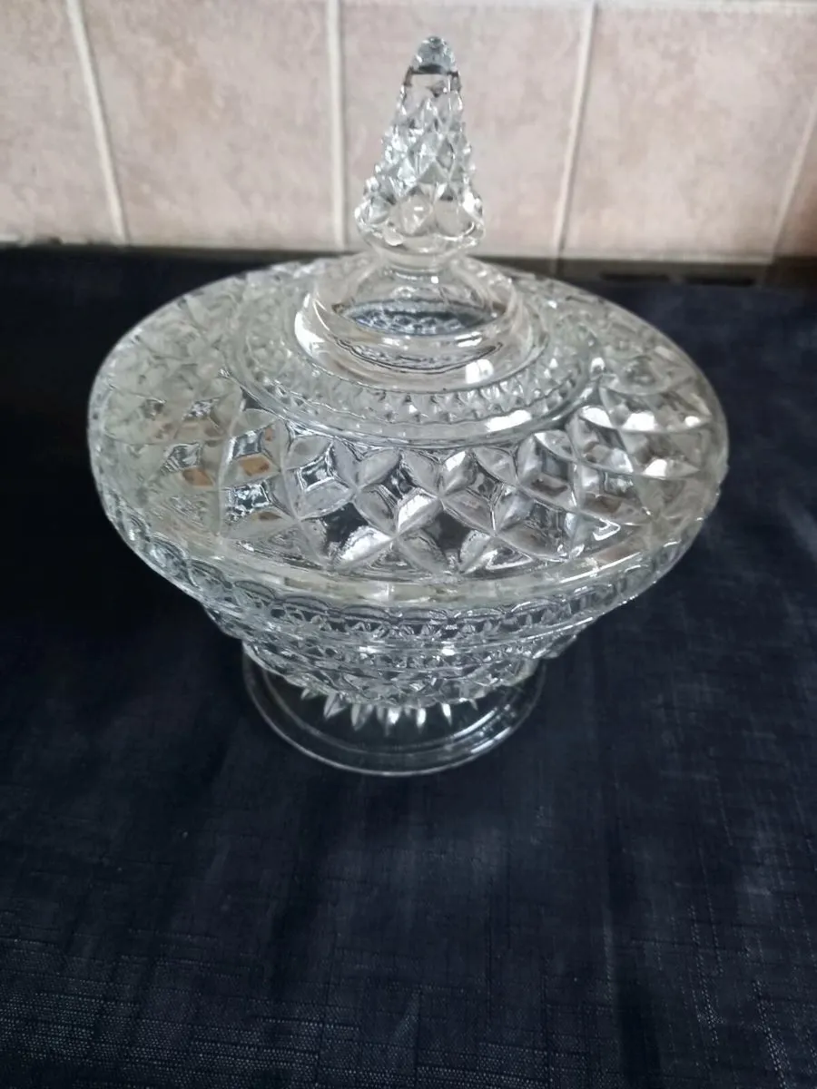 Large Wexford Glass Candy Dish - Image 1