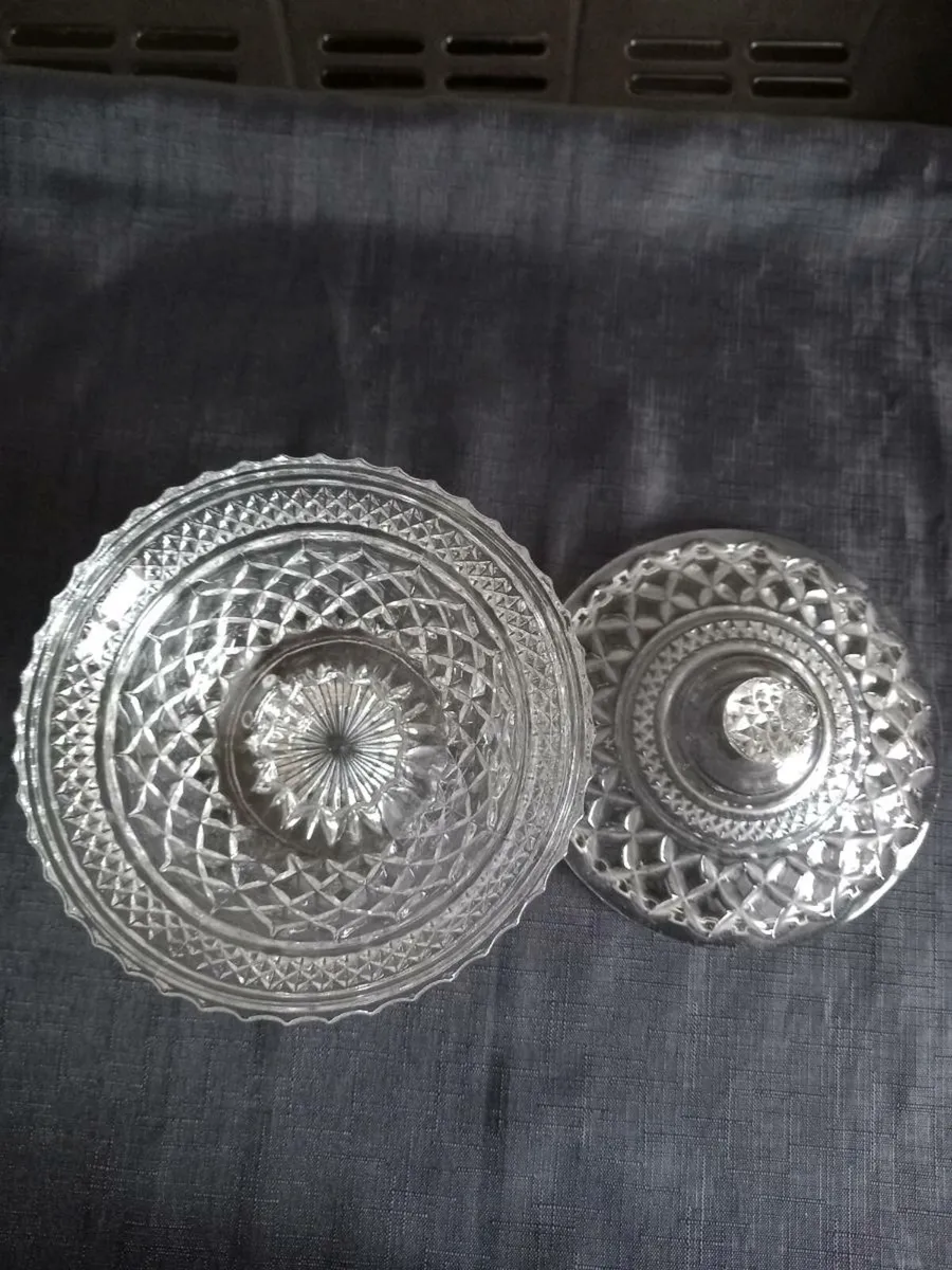 Large Wexford Glass Candy Dish - Image 3