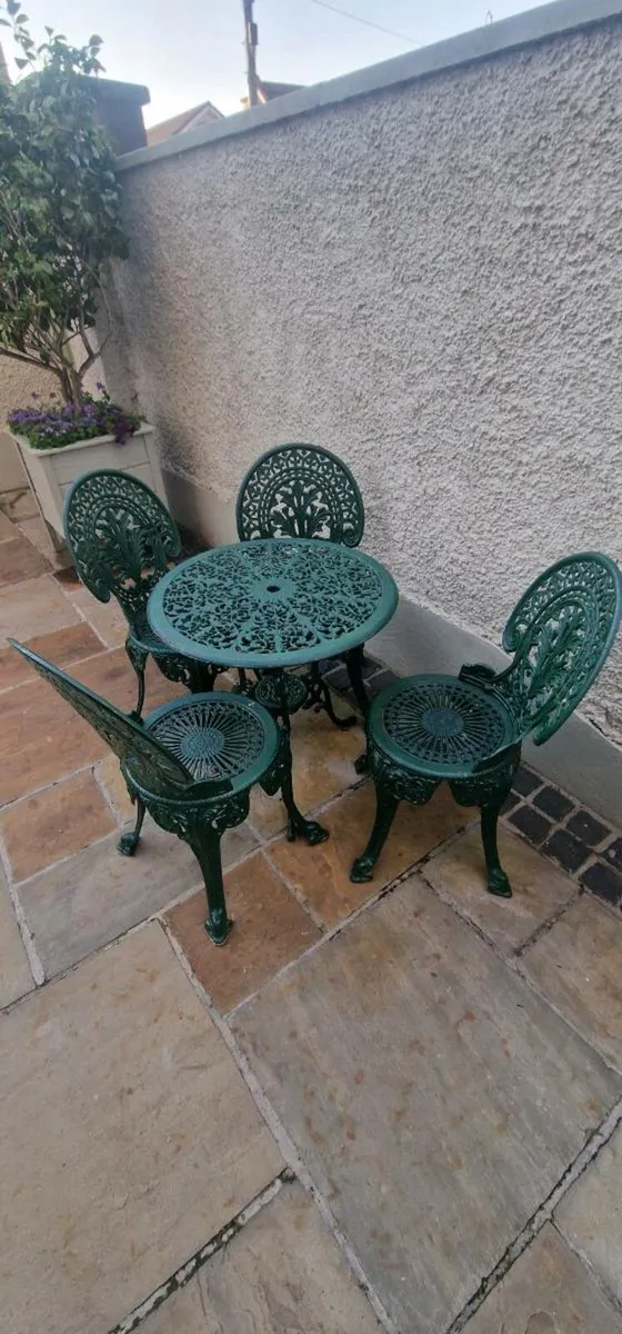 Cast iron table and 4 chairs - Image 2