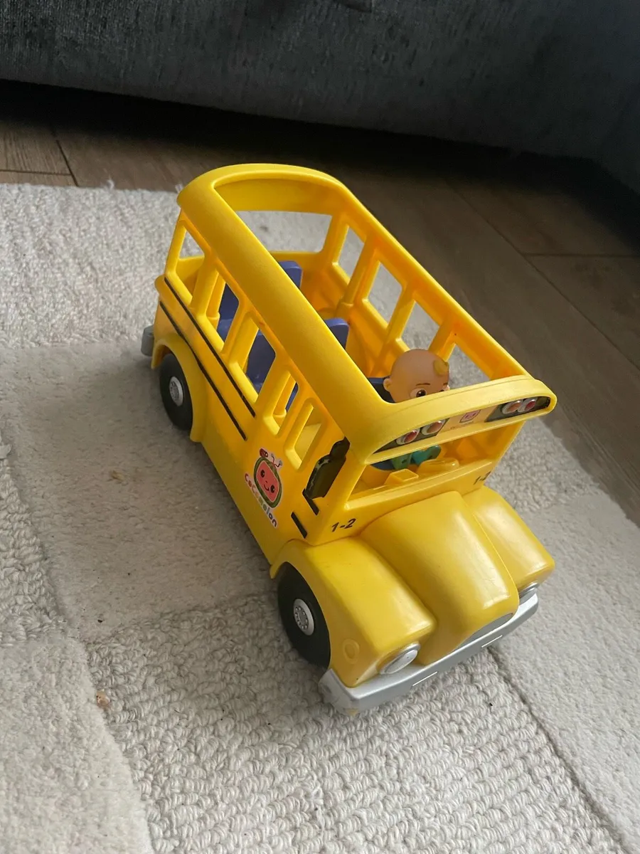 Collection of toys - Image 2